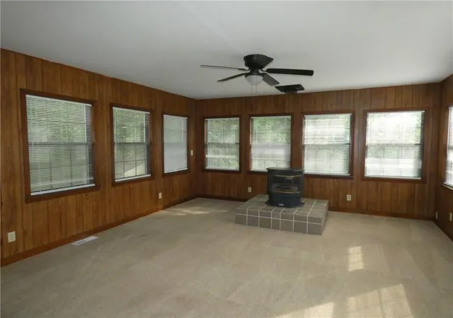 Photo 4 of Single family home for sale at 4701 Green Hills Rd NW, Riverside, MO 64150 | MLS# 2645691 | Listing updated on 2026-10-16