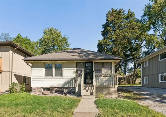 Photo 1 of Single family home for sale at 3002 W 44th Avenue, Kansas City, KS 66103 | MLS# 2645700 | Listing updated on 2026-10-07
