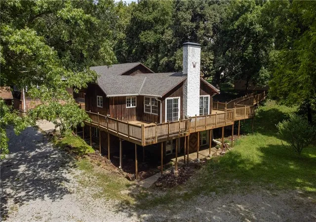 Photo 1 of Single family home for sale at 3802 Christine Dr, Saint Joseph, MO 64503 | MLS# 2645715 | Listing updated on 2026-10-09
