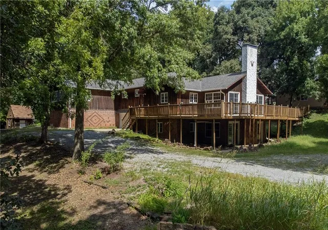 Photo 3 of Single family home for sale at 3802 Christine Dr, Saint Joseph, MO 64503 | MLS# 2645715 | Listing updated on 2026-10-09