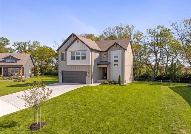 Photo 2 of Single family home for sale at 18739 Mahaffie St, Spring Hill, KS 66083 | MLS# 2645717 | Listing updated on 2026-10-07