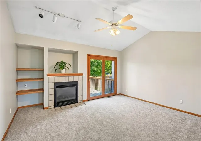 Photo 3 of Townhouse for sale at 4934 Stoneback Pl, Lawrence, KS 66047 | MLS# 2645736 | Listing updated on 2026-10-07