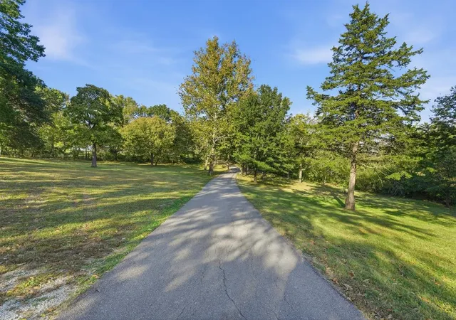 Photo 4 of Sale Pending at 13601 Rickey Rd, Kansas City, MO 64133 | MLS# 2645738 | Listing updated on 2026-10-18