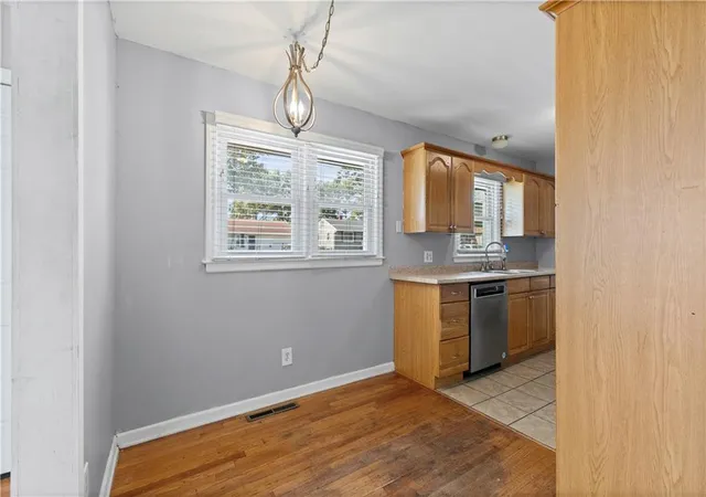 Photo 4 of Single family home for sale at 3607 S Osage St, Independence, MO 64055 | MLS# 2645739 | Listing updated on 2026-10-27