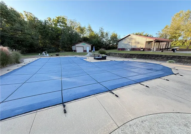 Photo 2 of Single family home for sale at 7501 Se State Route Ff, Saint Joseph, MO 64507 | MLS# 2645744 | Listing updated on 2026-10-07
