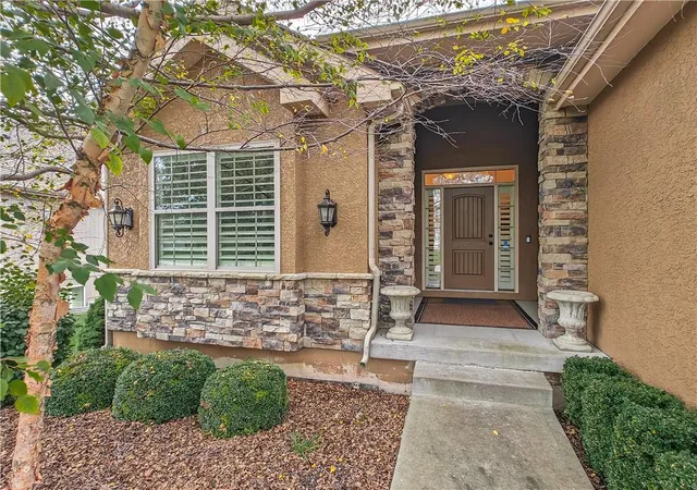 Photo 3 of House for sale at 14735 Manor Rd, Overland Park, KS 66224 | MLS# 2645748 | Listing updated on 2026-10-29