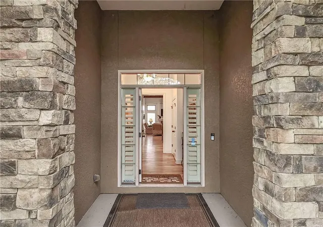 Photo 4 of House for sale at 14735 Manor Rd, Overland Park, KS 66224 | MLS# 2645748 | Listing updated on 2026-10-29