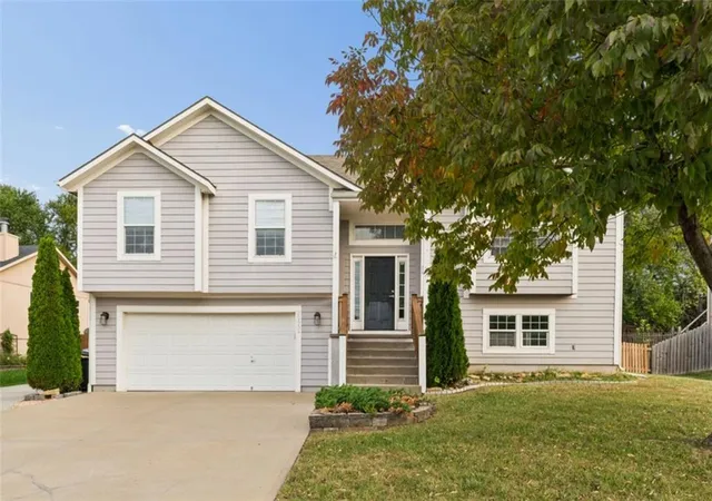 Photo 1 of Single family home for sale at 20556 W 220th Terrace, Spring Hill, KS 66083 | MLS# 2645754 | Listing updated on 2026-10-17