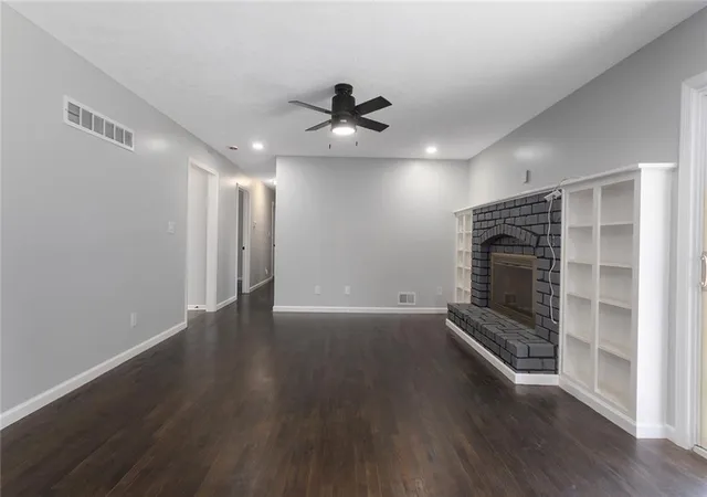 Photo 4 of Single family home for sale at 5201 Osage Ave, Kansas City, MO 64133 | MLS# 2645760 | Listing updated on 2026-10-07