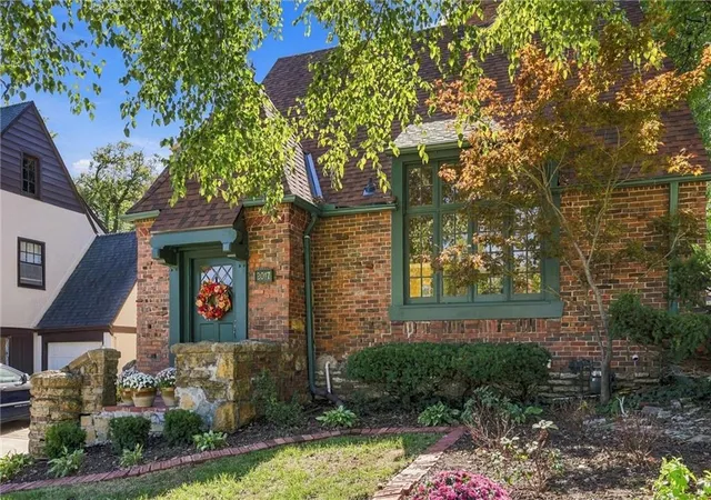 Single family home for sale at 2017 W 50th Street, Westwood Hills, KS 66205 | MLS# 2645762