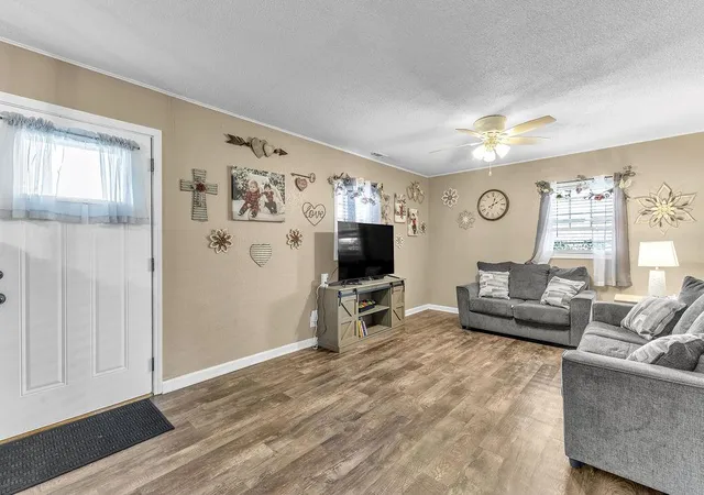 Photo 3 of Single family home for sale at 2308 Sycamore Ct, Saint Joseph, MO 64503 | MLS# 2645767 | Listing updated on 2026-10-08