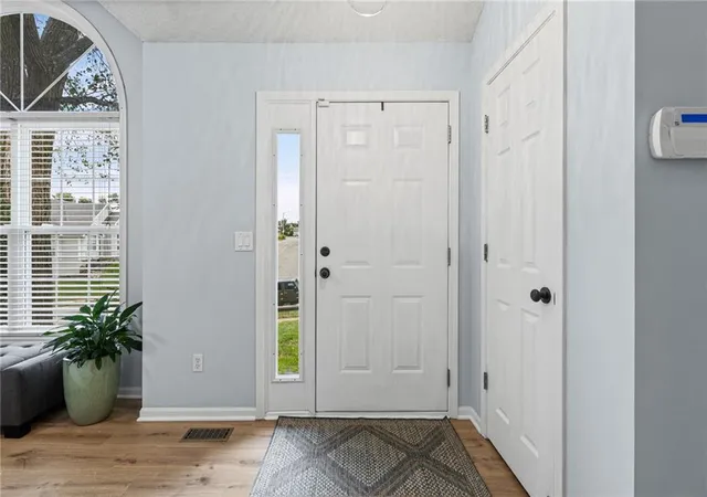 Photo 2 of Single family home for sale at 5137 N Pennsylvania St, Kansas City, MO 64118 | MLS# 2645768 | Listing updated on 2026-10-19