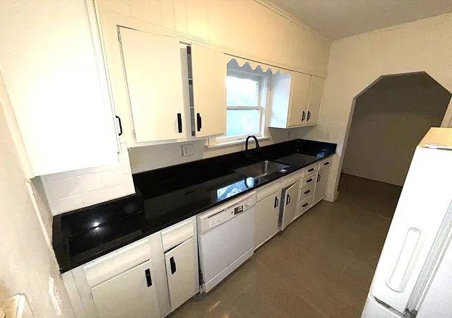 Photo 3 of Single family home for sale at 4403 Wabash Ave, Kansas City, MO 64130 | MLS# 2645772 | Listing updated on 2026-10-07