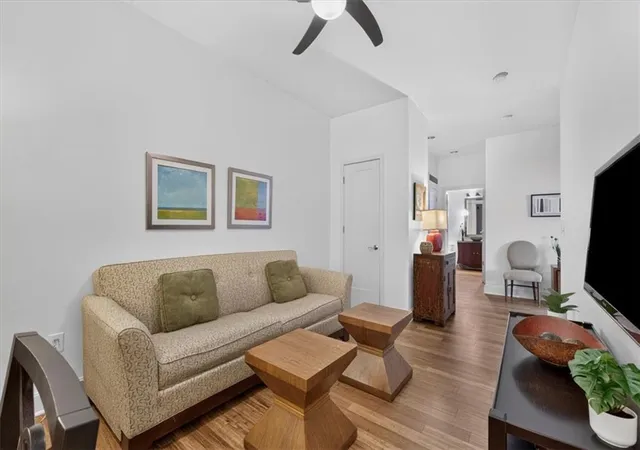 Photo 4 of Condo for sale at 4521 Wornall Rd #106, Kansas City, MO 64111 | MLS# 2645774 | Listing updated on 2026-10-08