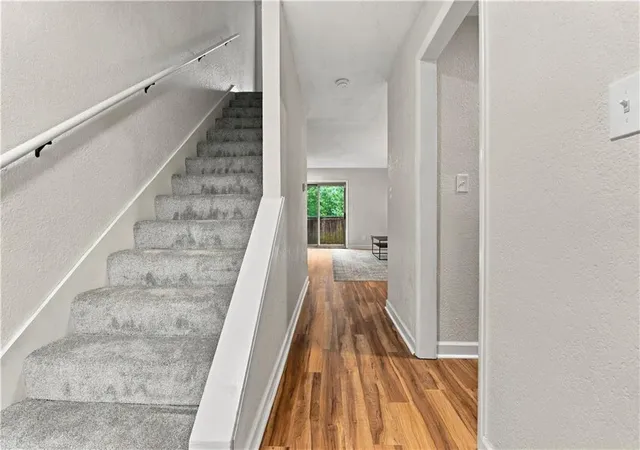 Photo 3 of Townhouse for sale at 1824 E 97th Street, Kansas City, MO 64131 | MLS# 2645777 | Listing updated on 2026-10-07