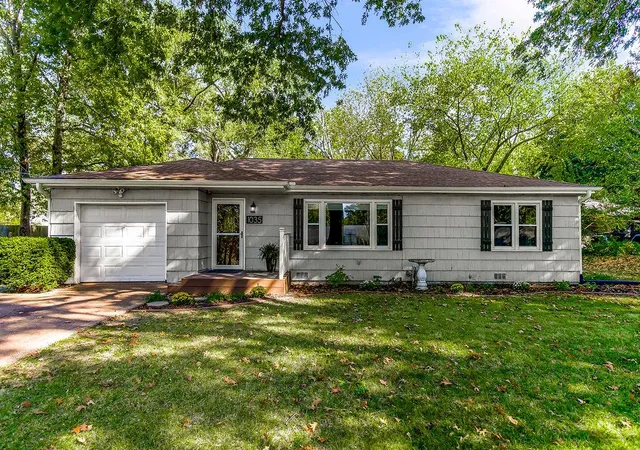 Photo 1 of Single family home for sale at 1035 S 48th Terrace, Kansas City, KS 66106 | MLS# 2645778 | Listing updated on 2026-10-19