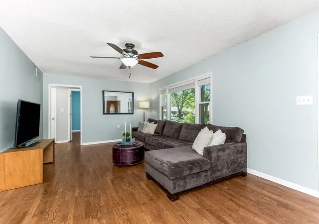 Photo 3 of Single family home for sale at 1035 S 48th Terrace, Kansas City, KS 66106 | MLS# 2645778 | Listing updated on 2026-10-19