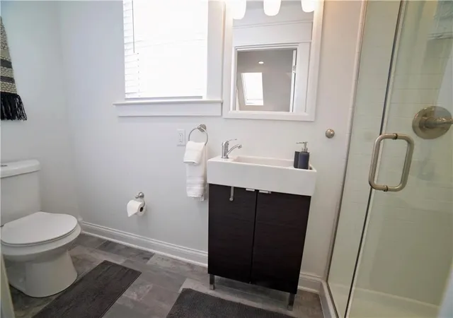 Photo 4 of Single family home for sale at 3641 Wyandotte St, Kansas City, MO 64111 | MLS# 2645787 | Listing updated on 2026-10-29