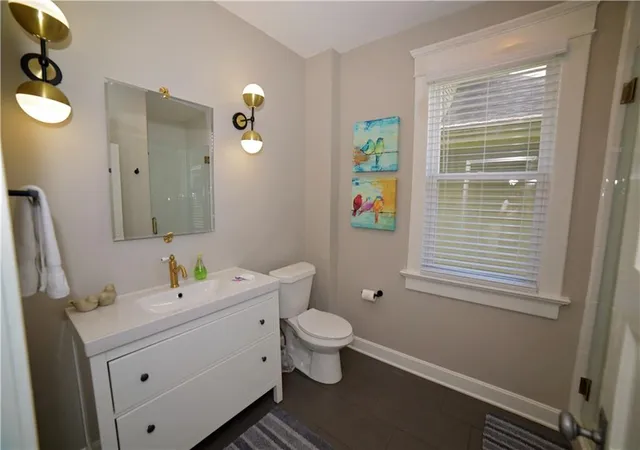 Photo 1 of Single family home for sale at 3643 Wyandotte St, Kansas City, MO 64111 | MLS# 2645788 | Listing updated on 2026-10-29