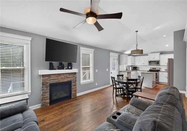 Photo 1 of Single family home for sale at 1915 Shirley Ct, Liberty, MO 64068 | MLS# 2645789 | Listing updated on 2026-10-18