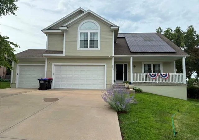 Single family home for sale at 2226 Martha Ln, Greenwood, MO 64034 | MLS# 2645812