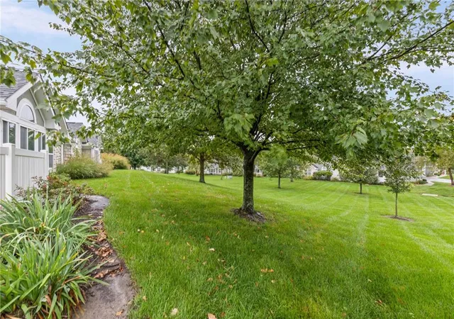 Photo 4 of House for sale at 7110 Hedge Ln Ter, Shawnee, KS 66227 | MLS# 2645814 | Listing updated on 2026-10-17