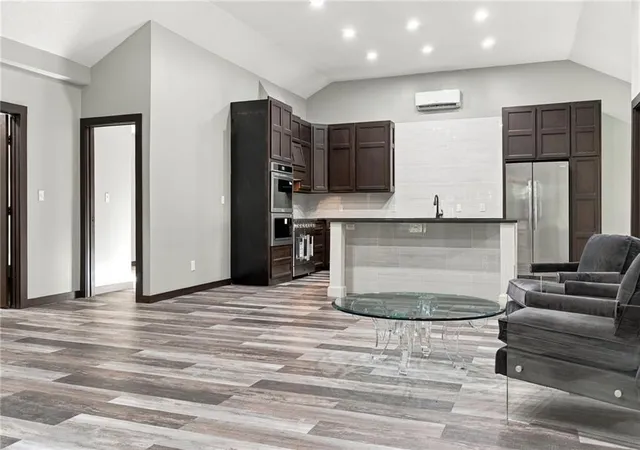 Photo 3 of Sale Pending at 735 E Devon St, Independence, MO 64055 | MLS# 2645817 | Listing updated on 2026-10-08