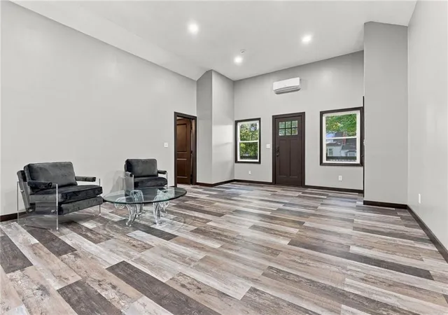Photo 4 of Sale Pending at 735 E Devon St, Independence, MO 64055 | MLS# 2645817 | Listing updated on 2026-10-08