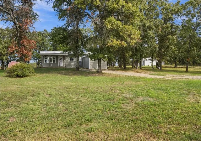 Photo 3 of Single family home for sale at 1015 W 21st Street, Galena, KS 66739 | MLS# 2645824 | Listing updated on 2026-10-07