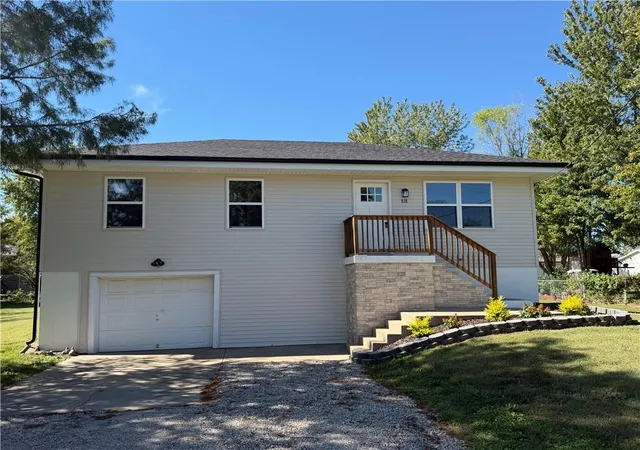Photo 1 of Single family home for sale at 818 S High St, Butler, MO 64730 | MLS# 2645829 | Listing updated on 2026-10-07