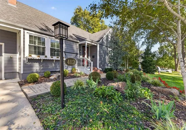Photo 3 of Sale Pending at 4112 W 69th Street, Prairie Village, KS 66208 | MLS# 2645835 | Listing updated on 2026-10-15