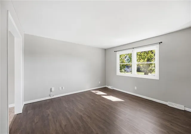 Photo 4 of Single family home for sale at 300 W Johnson St, Spring Hill, KS 66083 | MLS# 2645844 | Listing updated on 2026-10-09