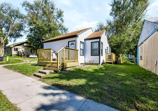Single family home for sale at 411 S 25th Street, Saint Joseph, MO 64501 | MLS# 2645853