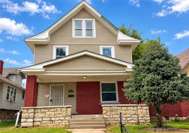 Photo 1 of Single family home for sale at 5026 E 7th Street, Kansas City, MO 64124 | MLS# 2645858 | Listing updated on 2026-10-08