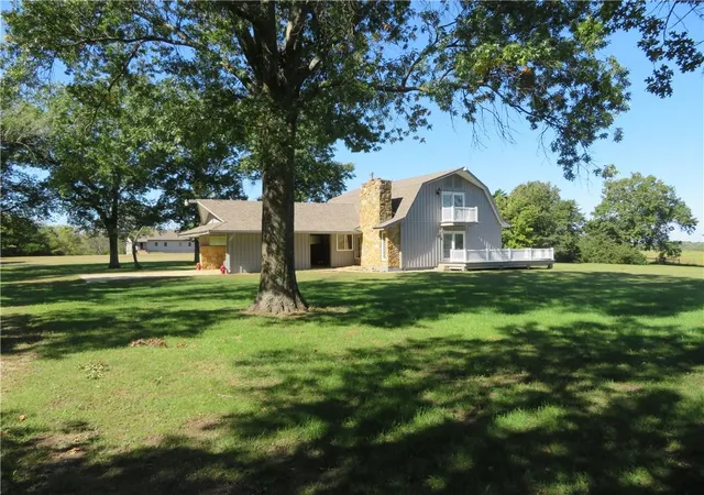 Photo 3 of Single family home for sale at 7607 Ferguson Rd, Ozawkie, KS 66070 | MLS# 2645870 | Listing updated on 2026-10-09