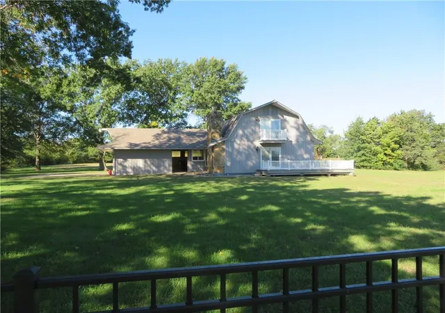 Photo 4 of Single family home for sale at 7607 Ferguson Rd, Ozawkie, KS 66070 | MLS# 2645870 | Listing updated on 2026-10-09