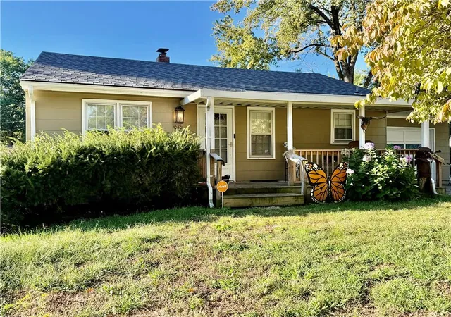 Photo 1 of Single family home for sale at 10501 E 27th Terrace S, Independence, MO 64052 | MLS# 2645880 | Listing updated on 2026-10-07