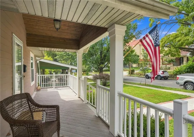 Photo 4 of Single family home for sale at 5127 Walnut St, Kansas City, MO 64112 | MLS# 2645882 | Listing updated on 2026-10-09