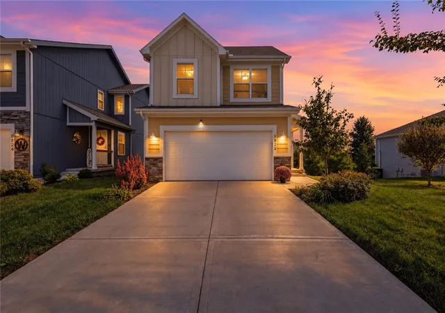 Photo 3 of Single family home for sale at 8828 SW 9th Street, Blue Springs, MO 64064 | MLS# 2645884 | Listing updated on 2026-10-17