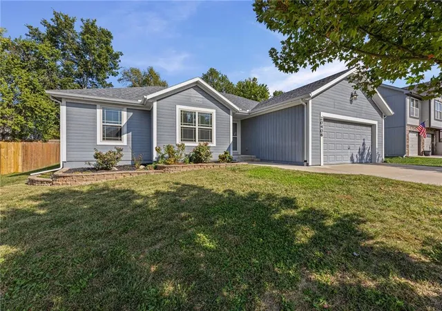 Photo 2 of Single family home for sale at 20406 W 220th Terrace, Spring Hill, KS 66083 | MLS# 2645885 | Listing updated on 2026-10-15