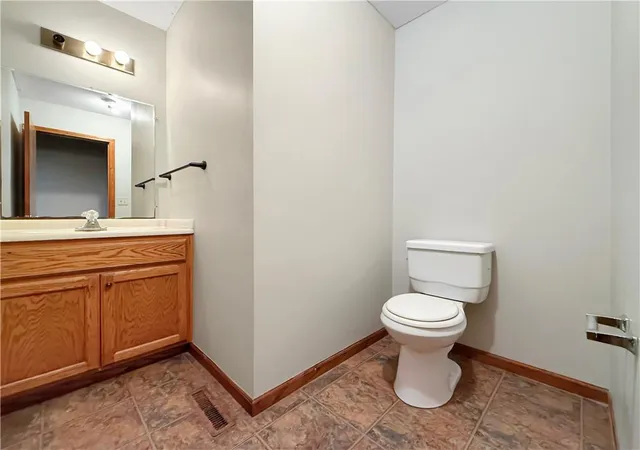 Photo 12 of Sale Pending at 1100 Walnut St, Higginsville, MO 64037 | MLS# 2645889 | Listing updated on 2026-10-13