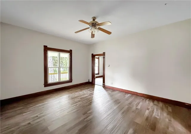 Photo 4 of Single family home for sale at 1100 Walnut St, Higginsville, MO 64037 | MLS# 2645889 | Listing updated on 2026-10-07