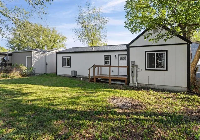 Photo 27 of Single family home for sale at 1734 Main St, Osawatomie, KS 66064 | MLS# 2645891 | Listing updated on 2026-10-12