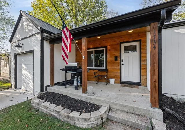 Photo 3 of Single family home for sale at 1734 Main St, Osawatomie, KS 66064 | MLS# 2645891 | Listing updated on 2026-10-12