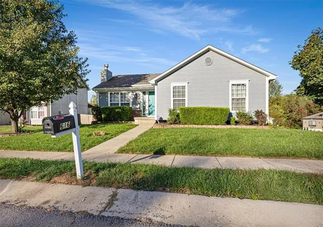Photo 3 of Single family home for sale at 616 Patrick Dr, Excelsior Springs, MO 64024 | MLS# 2645906 | Listing updated on 2026-10-09