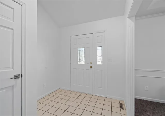 Photo 2 of Single family home for sale at 436 Nw Eastwood Dr, Blue Springs, MO 64014 | MLS# 2645907 | Listing updated on 2026-10-08