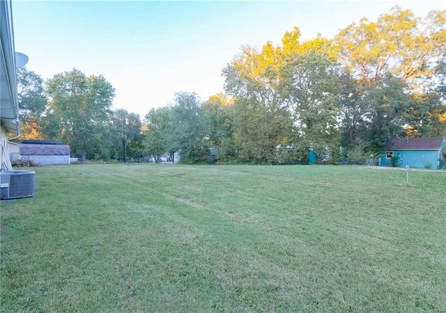 Photo 21 of Single family home for sale at 407 S Buffalo St, Holden, MO 64040 | MLS# 2645913 | Listing updated on 2026-10-08