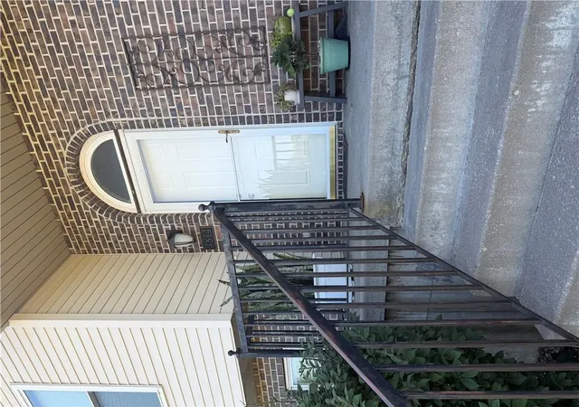 Photo 1 of Townhouse for sale at 3814 Ne 86th Terrace, Kansas City, MO 64156 | MLS# 2645919 | Listing updated on 2026-10-10