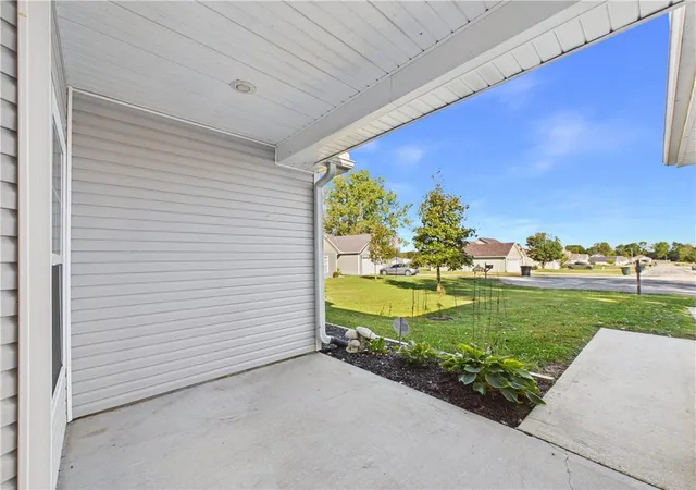 Photo 3 of Single family home for sale at 398 SE 981st Road, Knob Noster, MO 65336 | MLS# 2645921 | Listing updated on 2026-10-10