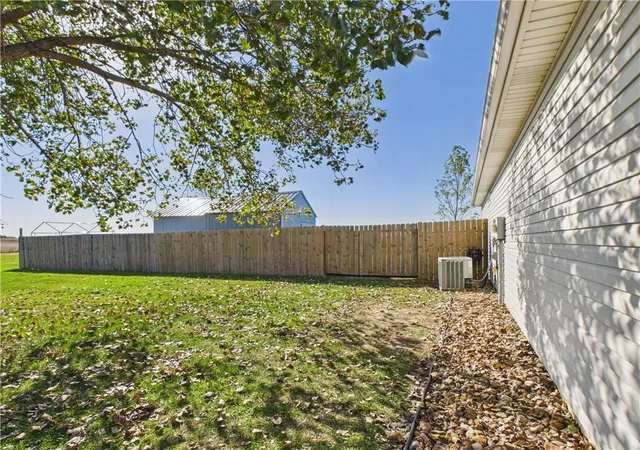 Photo 4 of Single family home for sale at 398 SE 981st Road, Knob Noster, MO 65336 | MLS# 2645921 | Listing updated on 2026-10-10